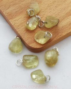 Apatiet hanger geel getrommeld