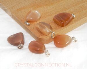 Maansteen abrikoos hanger zilver oogje