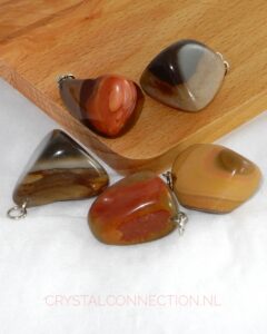 Polychroom jaspis hanger