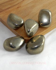 Pyriet trommelsteen Tanzania