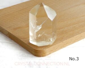 Citrien obelisk geslepen