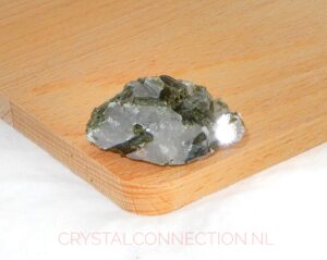 Toermalijn groen met kwarts